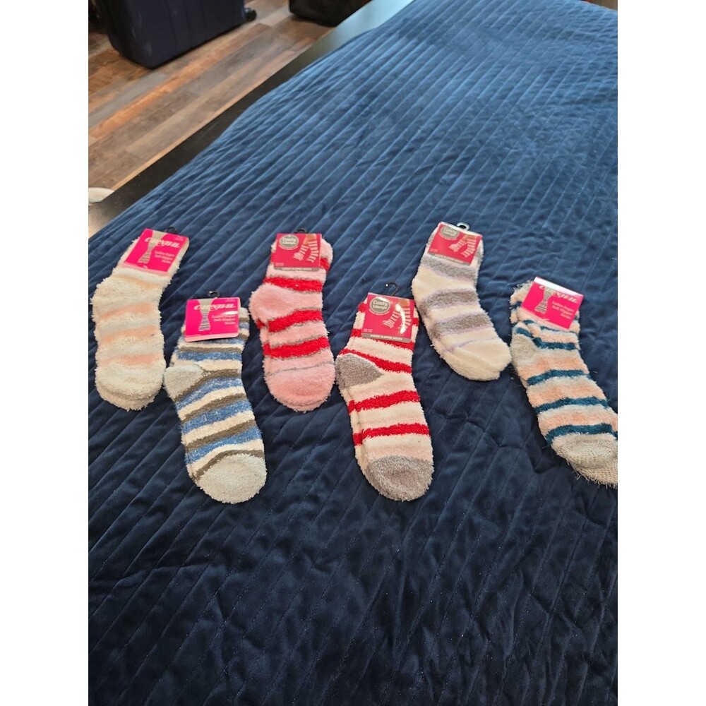 Lot of 6pr Carnival/comfy Lifestyle womens Super Soft Slipper Socks One Size B26